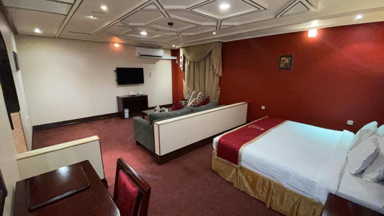 Al Mansour Grand Hotel Ḩafar al Bāţin Extérieur photo
