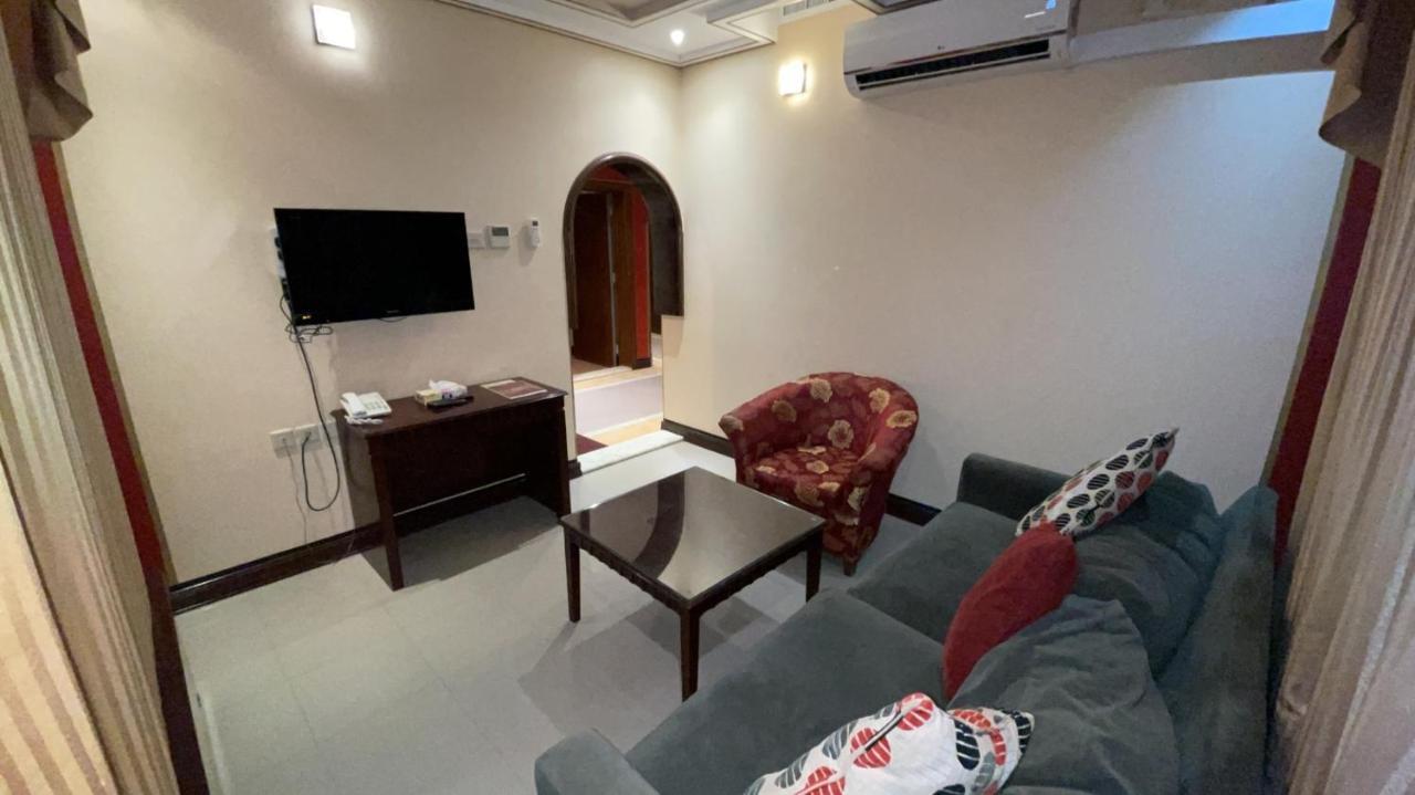 Al Mansour Grand Hotel Ḩafar al Bāţin Extérieur photo