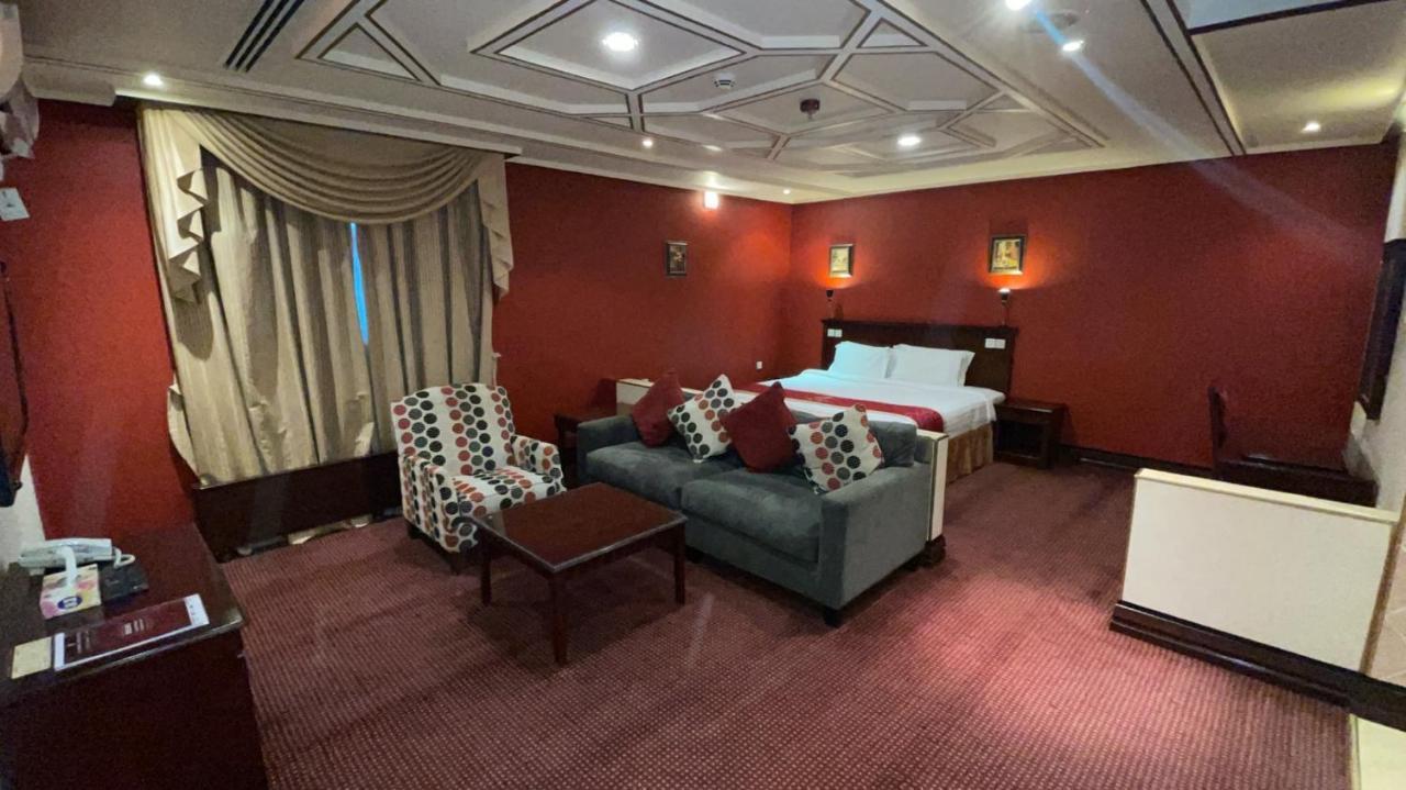 Al Mansour Grand Hotel Ḩafar al Bāţin Extérieur photo